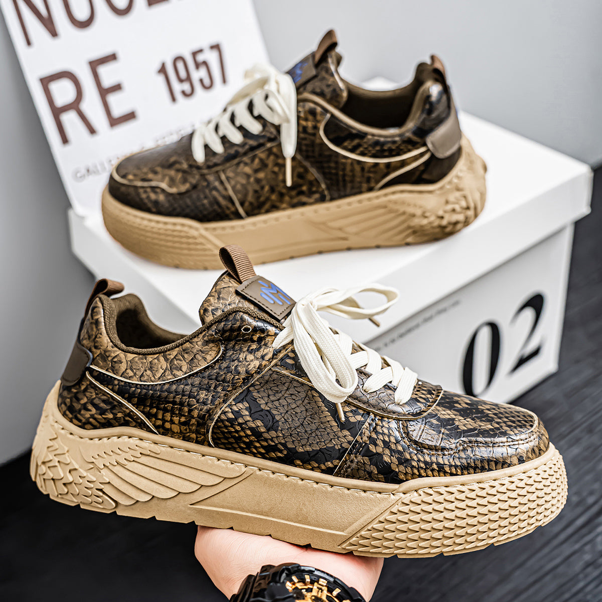 58026 Snake skin casual new style skate shoes