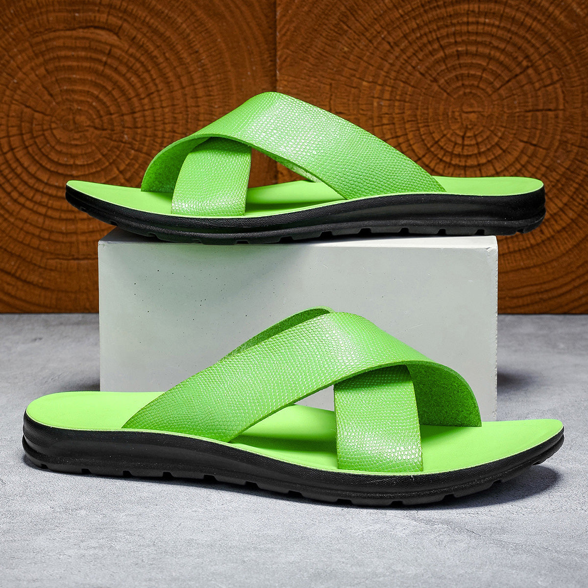 A2004 European and American retro Roman sandals