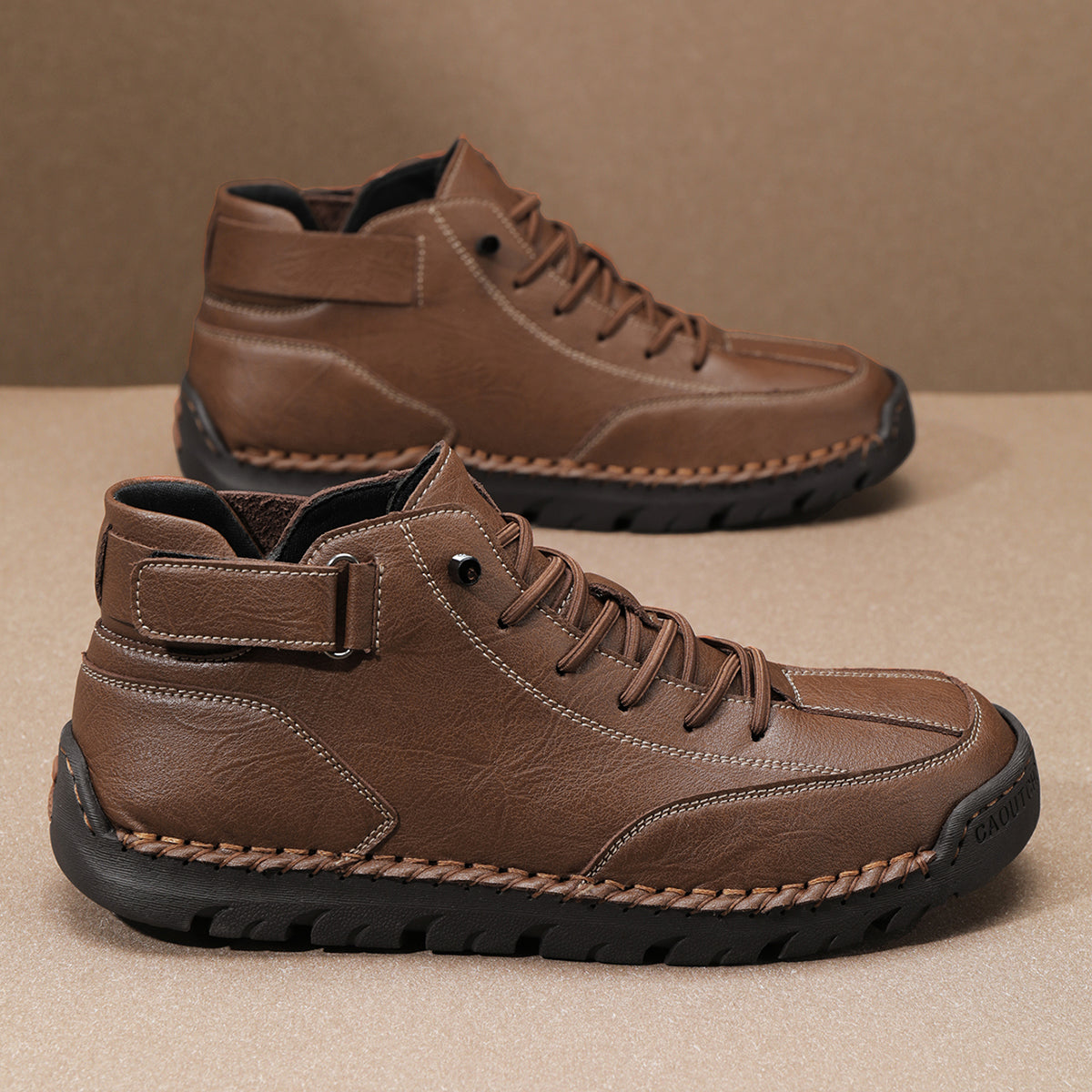 FJ-8009 Large size high-top suede boots with soft leather soles and a retro Martin boot design.