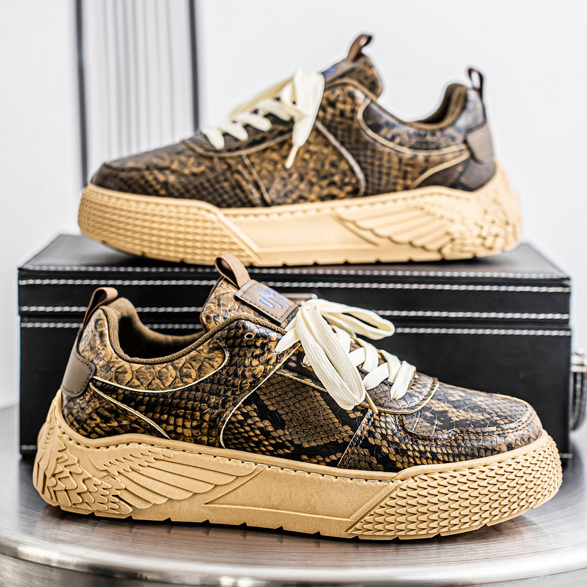 58026 Snake skin casual new style skate shoes