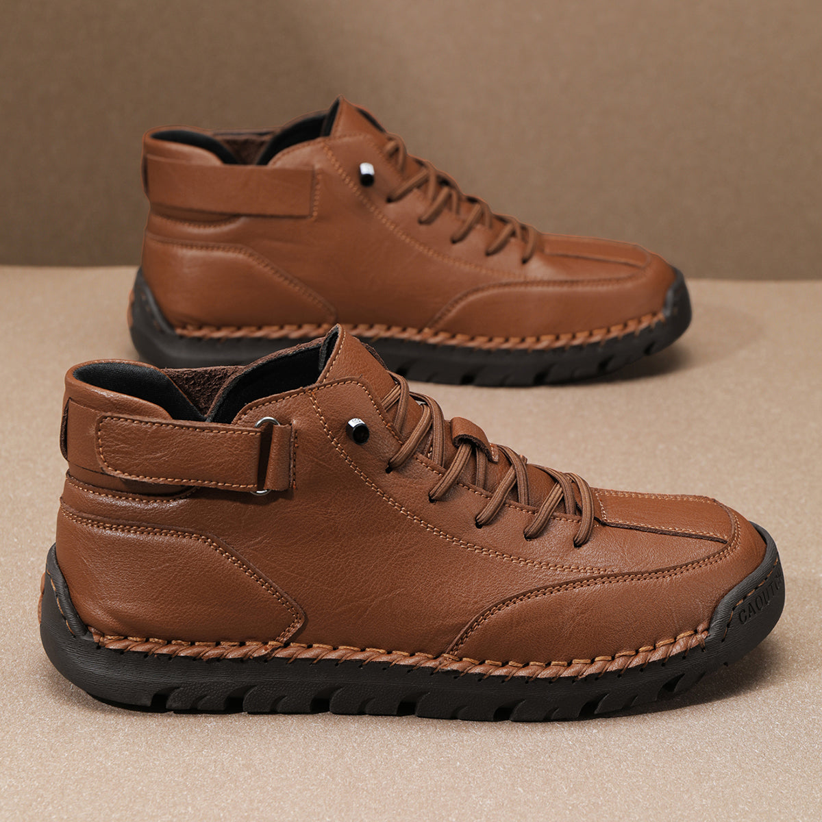 FJ-8009 Large size high-top suede boots with soft leather soles and a retro Martin boot design.